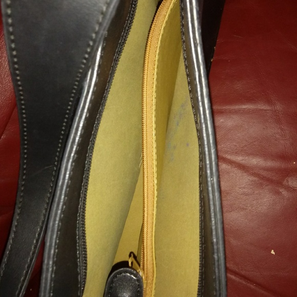 Purse - Picture 2 of 3